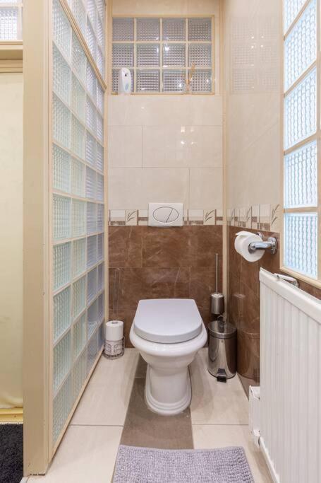 Stylish Central Budapest Apartment Экстерьер фото